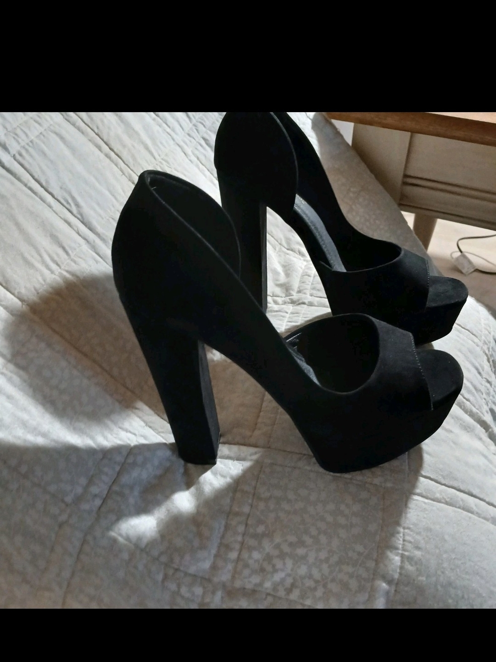 Shoe Dazzle Black Suede Platform Peep-Toe Heels Sz 6.5 - Picture 13 of 15
